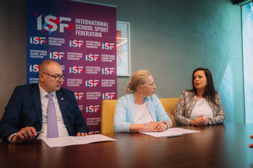 CMAS and ISF Sign Memorandum of Understanding to Promote Underwater Sports in Schools